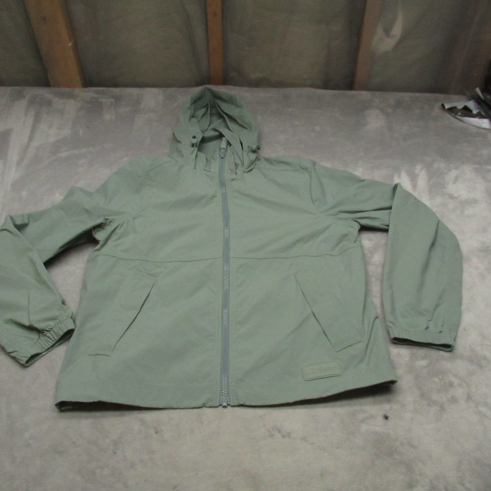 LL Bean Jacket Womens XS Green Light‎ And Airy Windbreaker Rain Nylon Light Pack